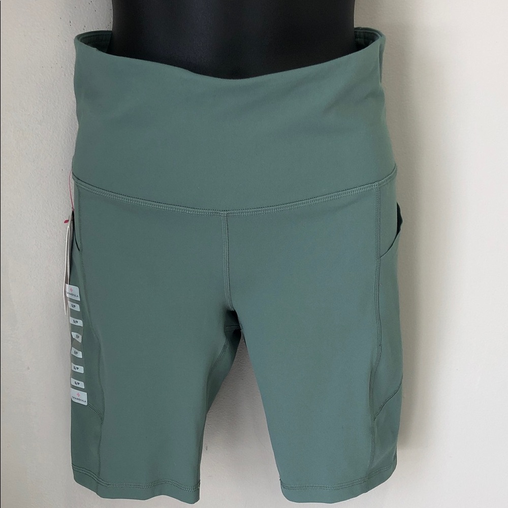 Shambhala Sage Green High Rise Bike Shorts | Women’s Small | NWT